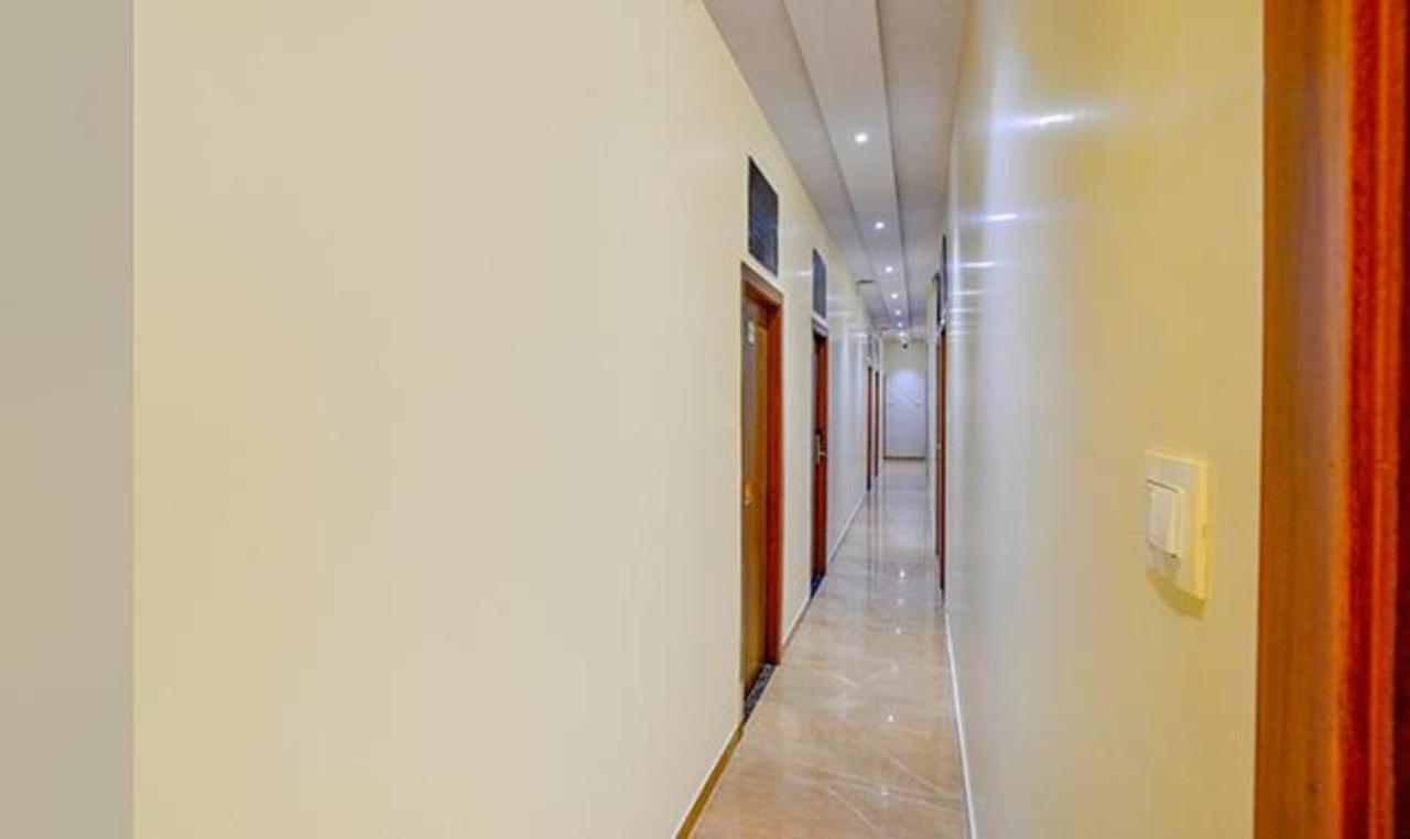 Fabexpress Colaba Grand Hotel Mumbai Exterior photo