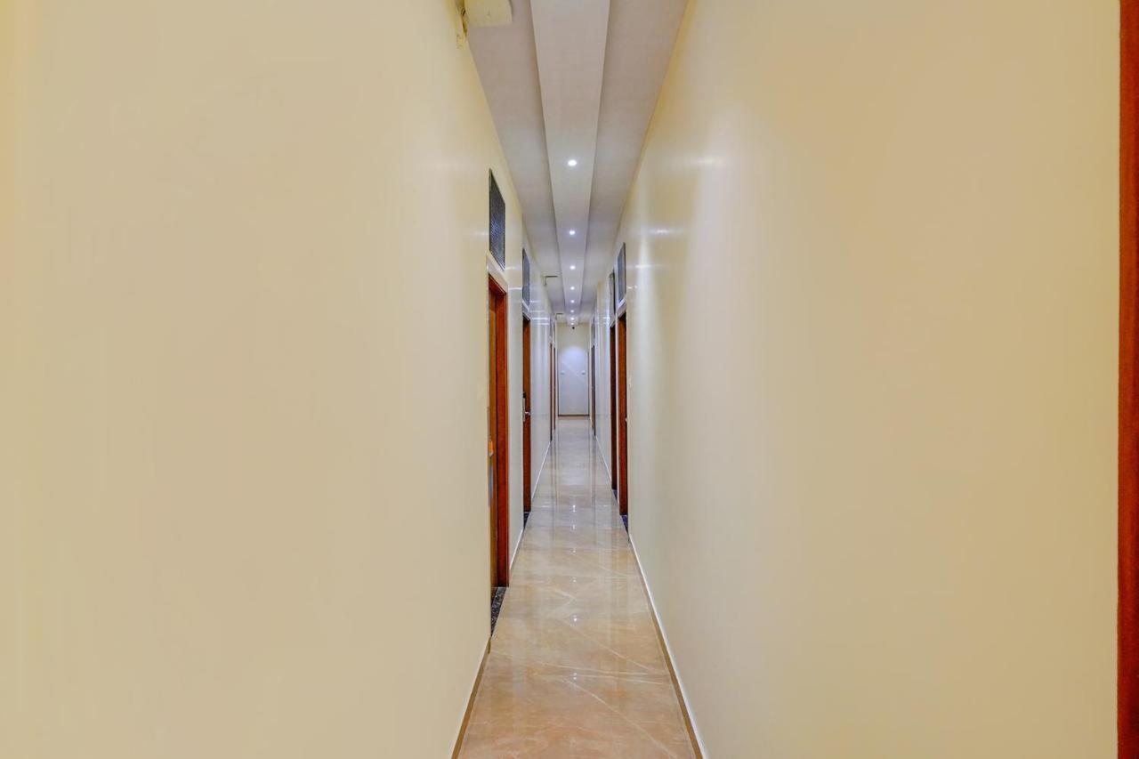 Fabexpress Colaba Grand Hotel Mumbai Exterior photo