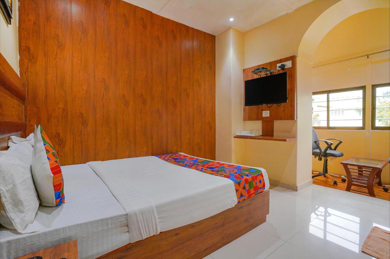 Fabexpress Colaba Grand Hotel Mumbai Exterior photo